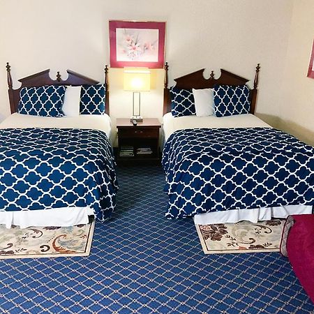 Regency Inn & Suites West Springfield Eksteriør billede